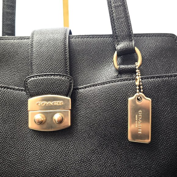 Vintage Coach Avary Carryall in Black Crossgrain Leather with Gold-Tone Hardware - Picture 4 of 16